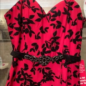 Long mermaid fit sparkley gown NWT